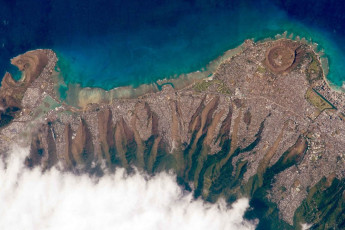 satellite-image-of-honolulu-hawaii-o