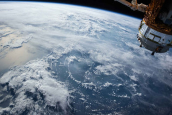 sea-ocean-cloud-atmosphere-ice-vehicle-22845-pxhere.com-o